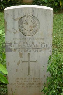 TRINCOMALEE WAR CEMETERY - COOPER, RONALD